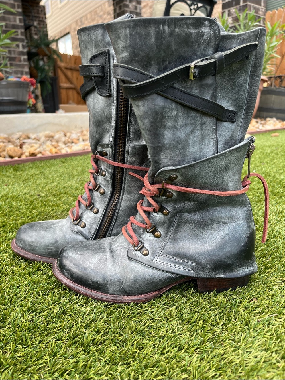 Freebird by Steven RAVI ice Gray Leather Lace-Up Combat Boots Size 8 - Picture 7 of 7